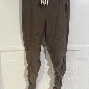 like an angel Olive Green Ribbed Knee Jogger Pants